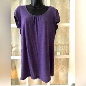 A Pea In The Pod size L maternity short sleeve purple loose-fitting shirt